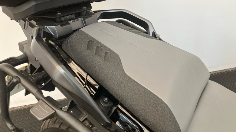 Suzuki V-Strom DL1050RCM0 (20MY)